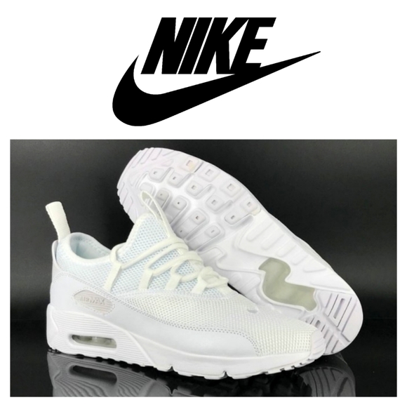Nike Other - Nike Air Max 90 EZ  2017